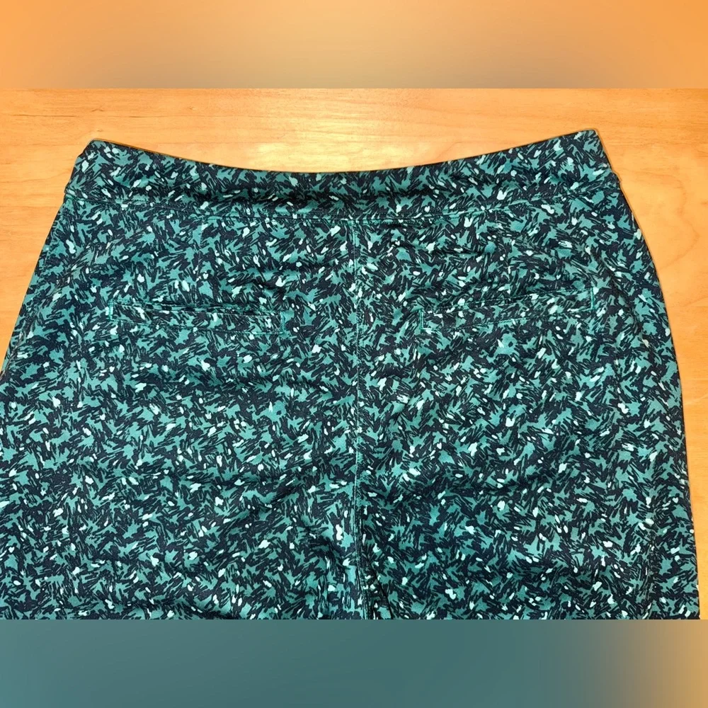 Lululemon Jet Crop (Slim) *Luxtreme Mountain Peaks Black Forage Teal - Picture 13 of 14